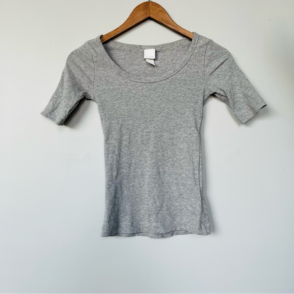 H&M Ribbed T-shirt - Picture 3 of 10